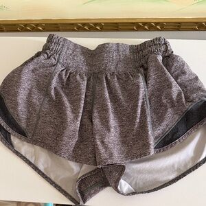 Lulu Lemon Gray Women's Hotty Hot Athletic Shorts